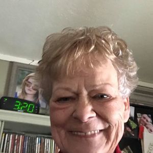 Meet your Posher, Valorie